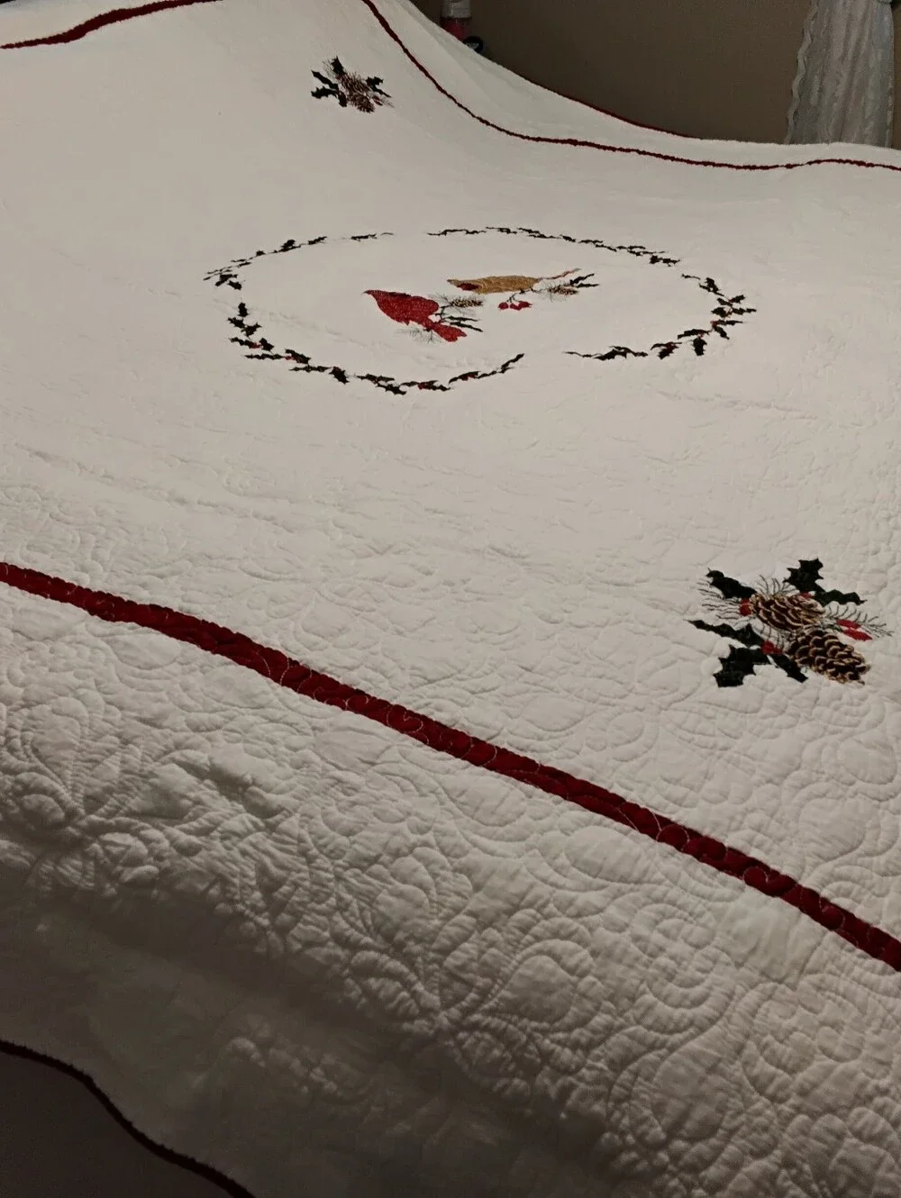 Cracker Barrel white quilt